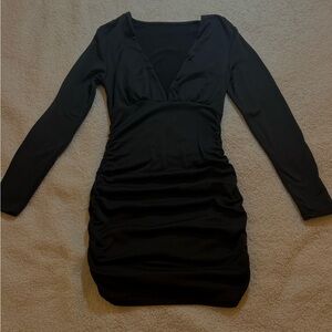 Sexy V cut Ruched bodycon mini dress - black